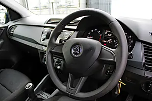 Used 2016 Skoda Fabia S Blue - Interior and Exterior details 14