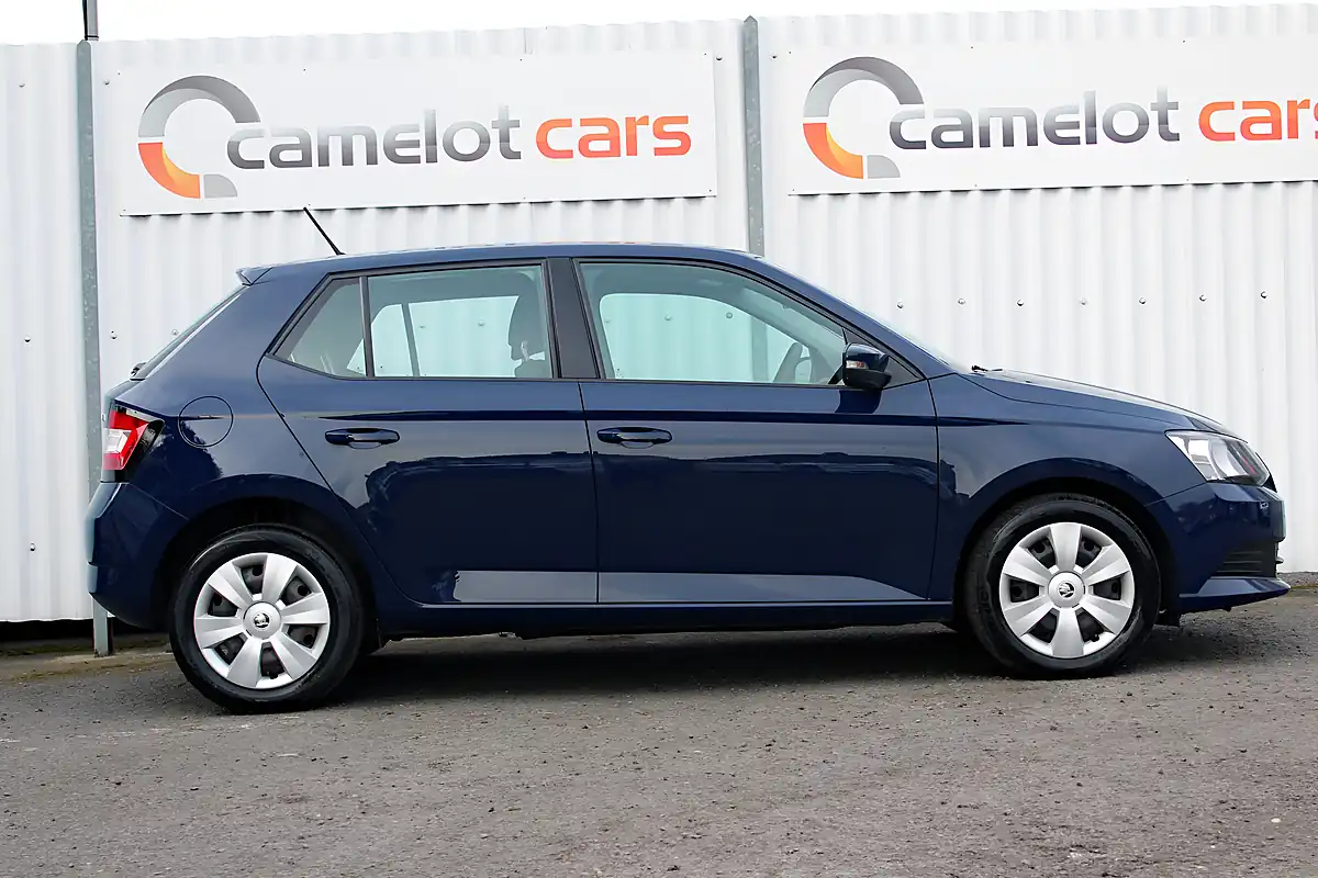 Used 2016 Skoda Fabia S Blue - Interior and Exterior details 5