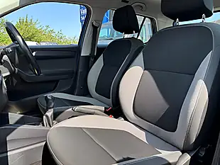 Used 2016 Skoda Fabia Se Blue - Interior and Exterior details 15