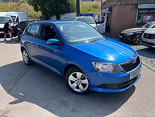 Used 2016 Skoda Fabia Se Blue - Interior and Exterior details 5