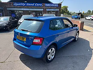 Used 2016 Skoda Fabia Se Blue - Interior and Exterior details 9