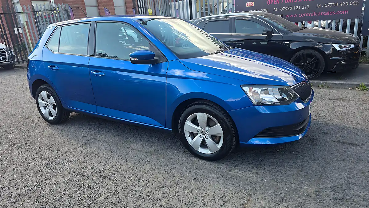 Used 2016 Skoda Fabia Se Blue - Interior and Exterior details 2