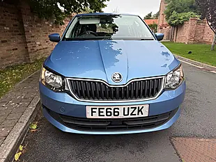 Used 2016 Skoda Fabia Se Blue - Interior and Exterior details 17