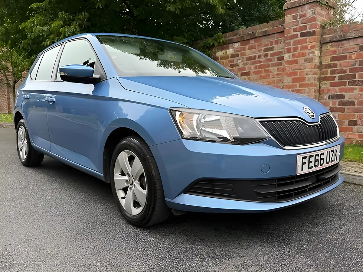 Used 2016 Skoda Fabia Se Blue - Interior and Exterior details 2