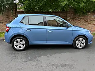 Used 2016 Skoda Fabia Se Blue - Interior and Exterior details 7
