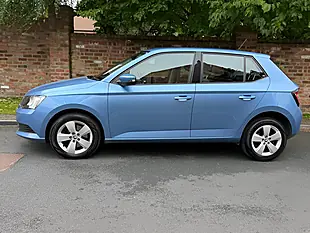 Used 2016 Skoda Fabia Se Blue - Interior and Exterior details 8