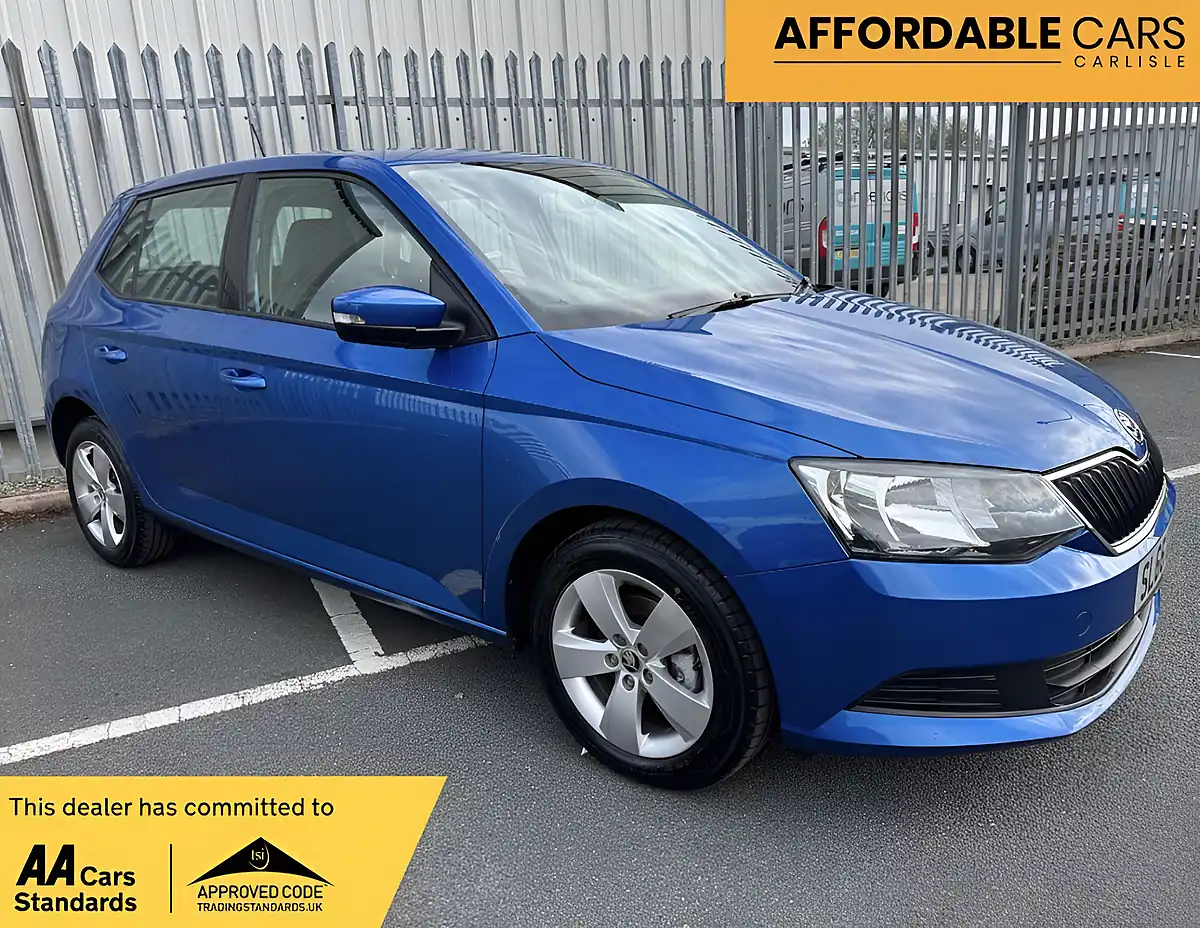 Used 2016 Skoda Fabia Se Blue - Front View