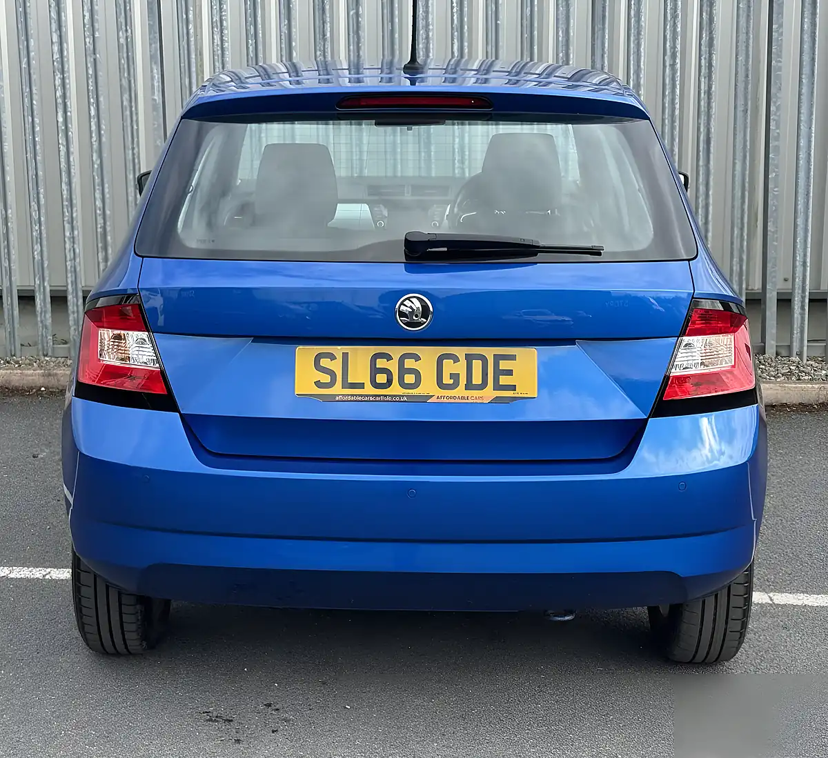 Used 2016 Skoda Fabia Se Blue - Interior and Exterior details 6