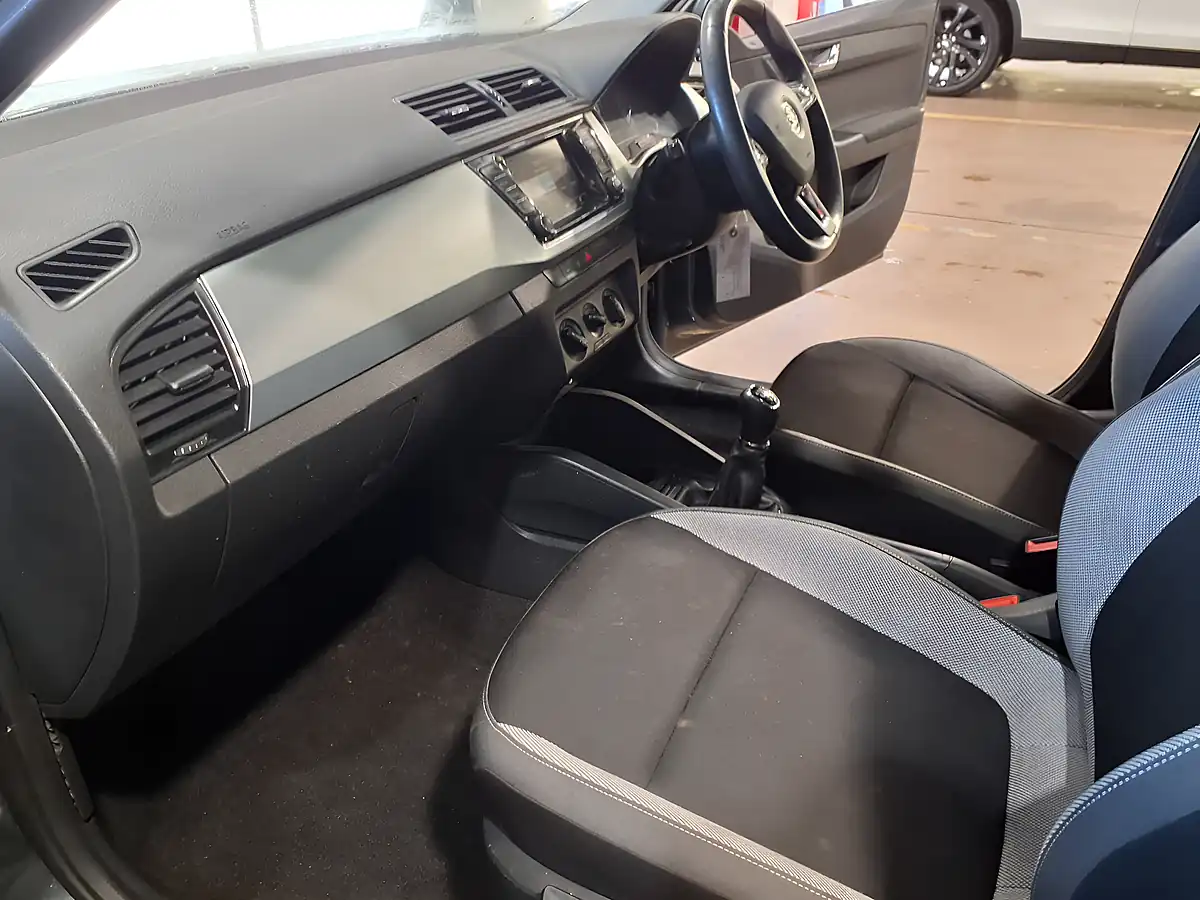 Used 2016 Skoda Fabia Se Grey - Interior and Exterior details 6