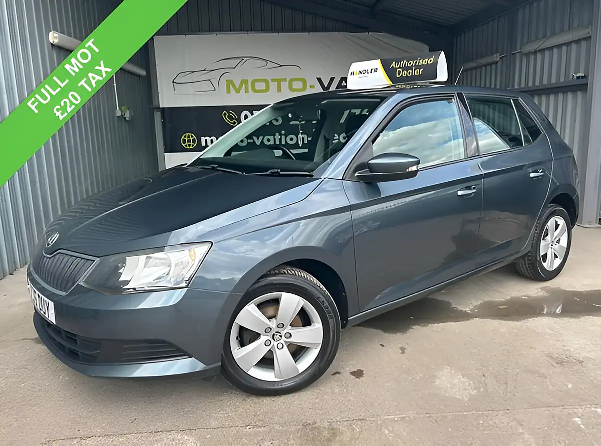 Used 2016 Skoda Fabia Se Grey - Front View