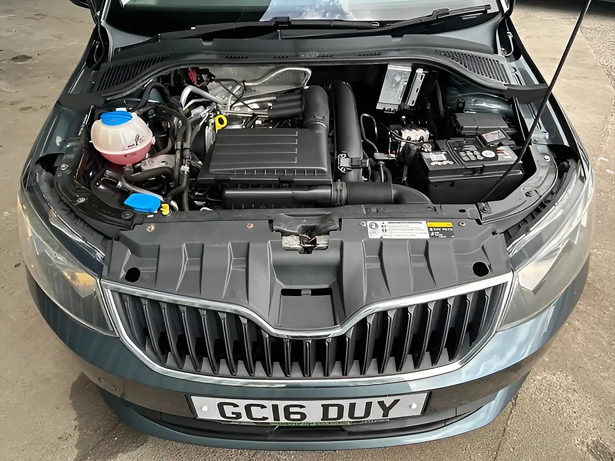 Used 2016 Skoda Fabia Se Grey - Interior and Exterior details 15