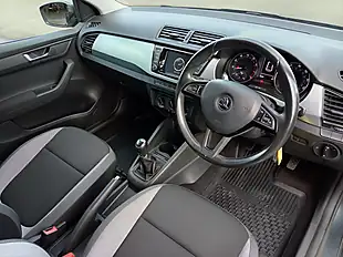 Used 2016 Skoda Fabia Se Grey - Interior and Exterior details 8