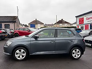 Used 2016 Skoda Fabia Se Grey - Interior and Exterior details 9