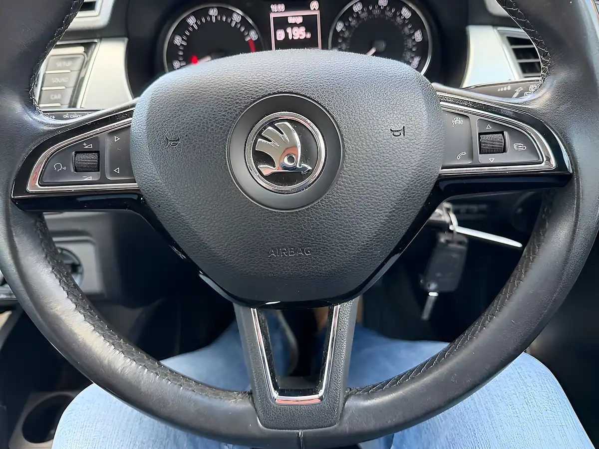 Used 2016 Skoda Fabia Se Grey - Interior and Exterior details 16