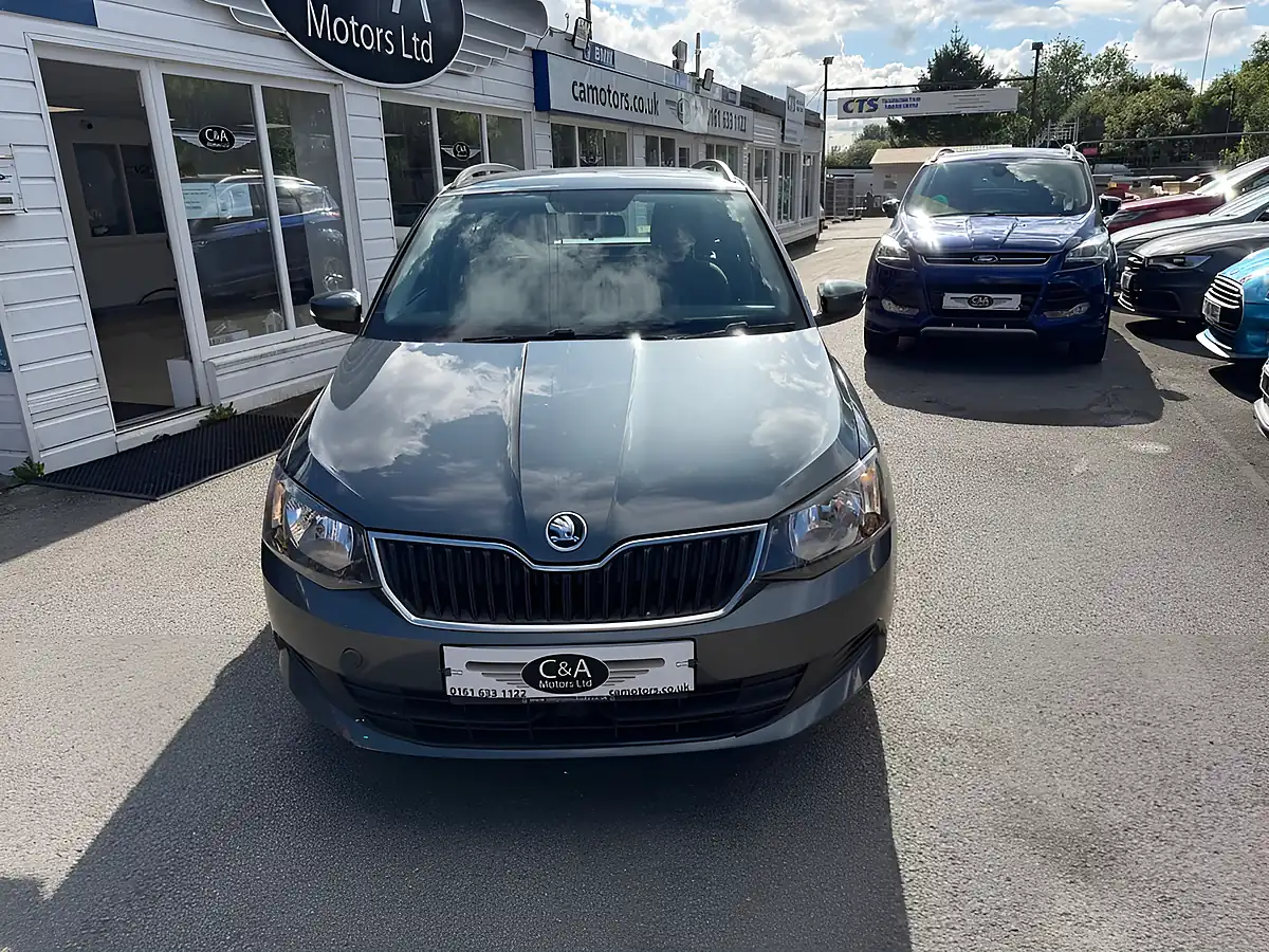 Used 2016 Skoda Fabia Se Grey - Interior and Exterior details 2