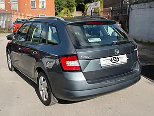 Used 2016 Skoda Fabia Se Grey - Interior and Exterior details 7