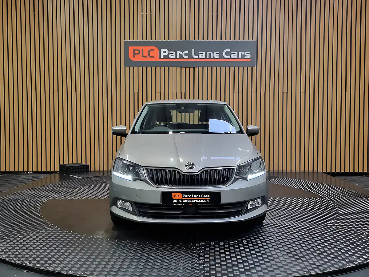 Used 2016 Skoda Fabia Se L Cappuccino Beige Metallic - Interior and Exterior details 3