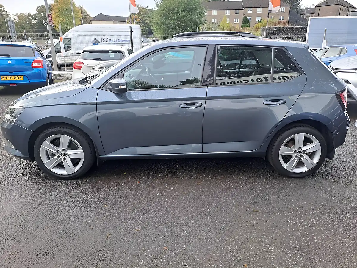 Used 2016 Skoda Fabia Se L Grey - Interior and Exterior details 3