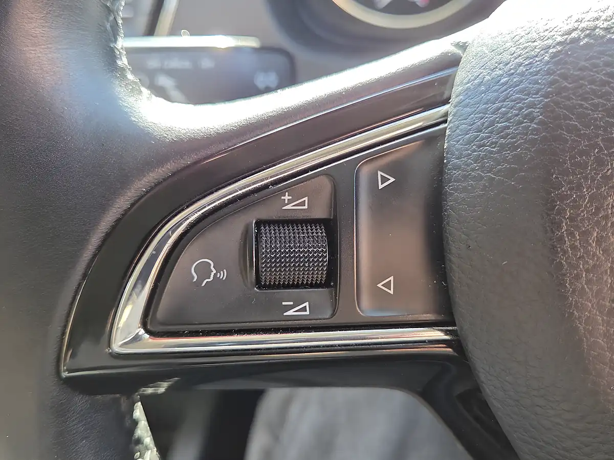 Used 2016 Skoda Fabia Se L Silver - Interior and Exterior details 13