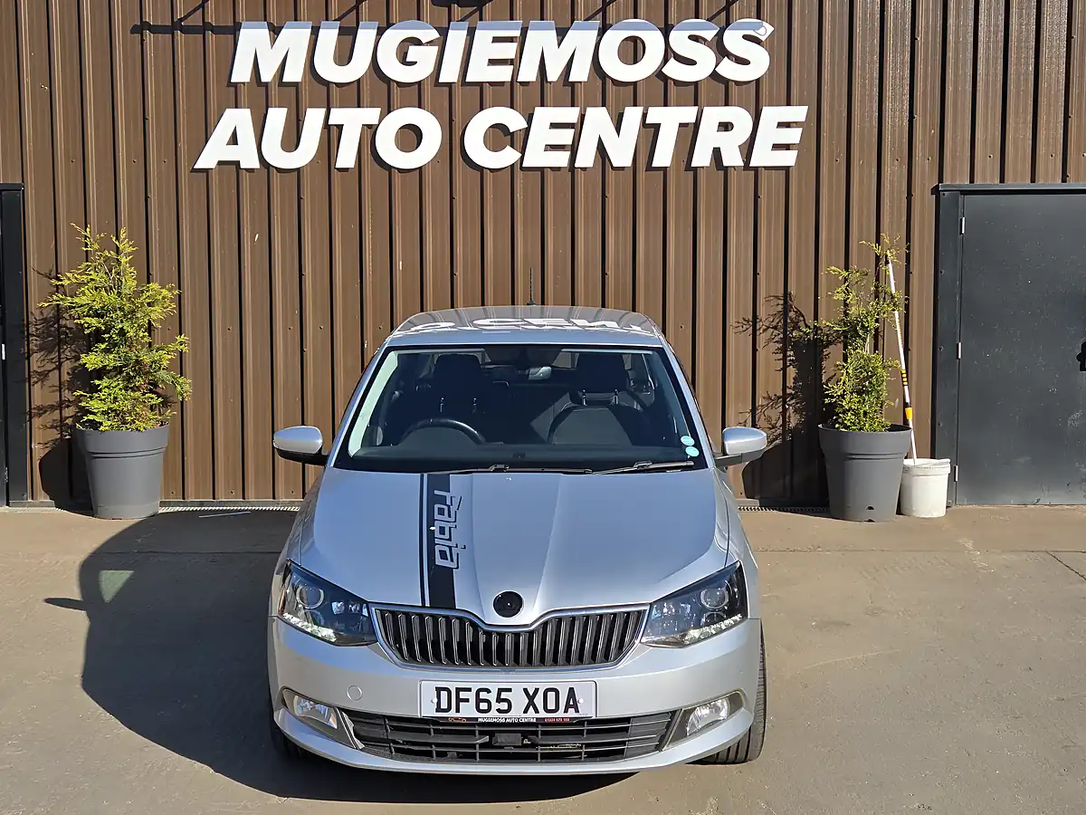 Used 2016 Skoda Fabia Se L Silver - Interior and Exterior details 3