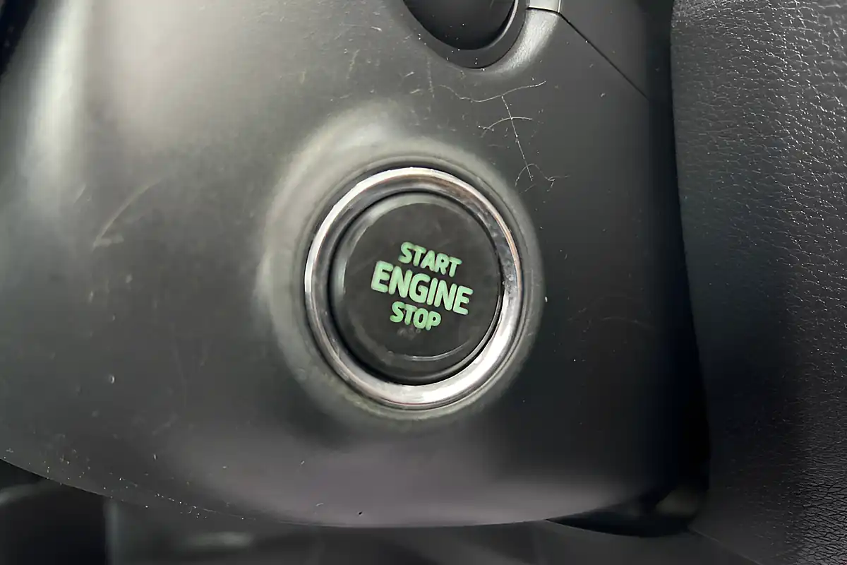 Used 2016 Skoda Fabia Se L Silver - Interior and Exterior details 16
