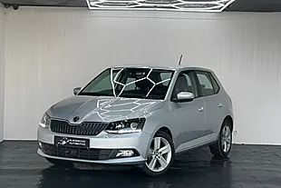 Used 2016 Skoda Fabia Se L Silver - Interior and Exterior details 7