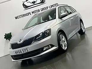 Used 2016 Skoda Fabia Se L Silver - Interior and Exterior details 15