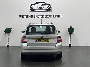 Used 2016 Skoda Fabia Se L Silver - Interior and Exterior details 18