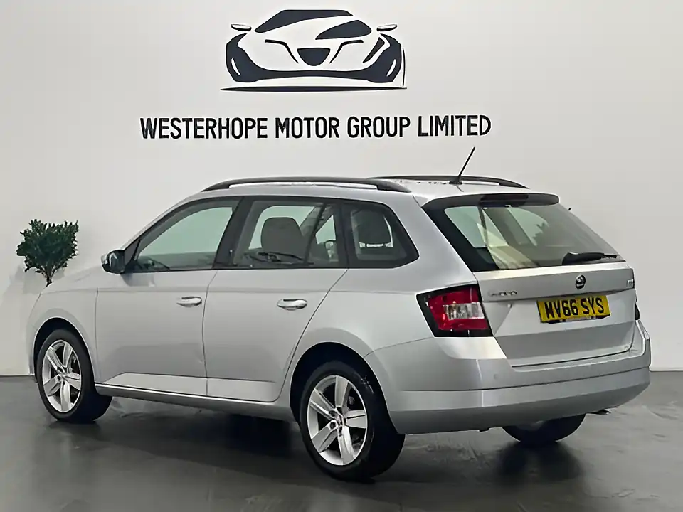 Used 2016 Skoda Fabia Se L Silver - Interior and Exterior details 2