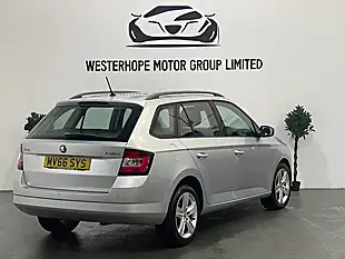 Used 2016 Skoda Fabia Se L Silver - Interior and Exterior details 4