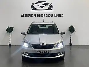 Used 2016 Skoda Fabia Se L Silver - Interior and Exterior details 8