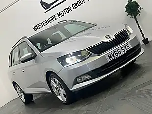 Used 2016 Skoda Fabia Se L Silver - Interior and Exterior details 9