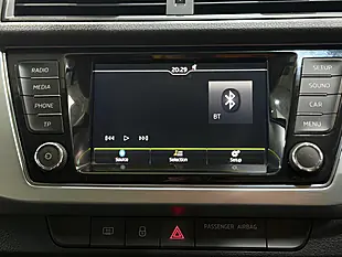 Used 2016 Skoda Fabia Se Silver - Interior and Exterior details 12