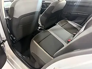 Used 2016 Skoda Fabia Se Silver - Interior and Exterior details 20