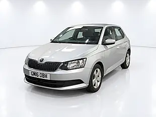Used 2016 Skoda Fabia Se Silver - Interior and Exterior details 4