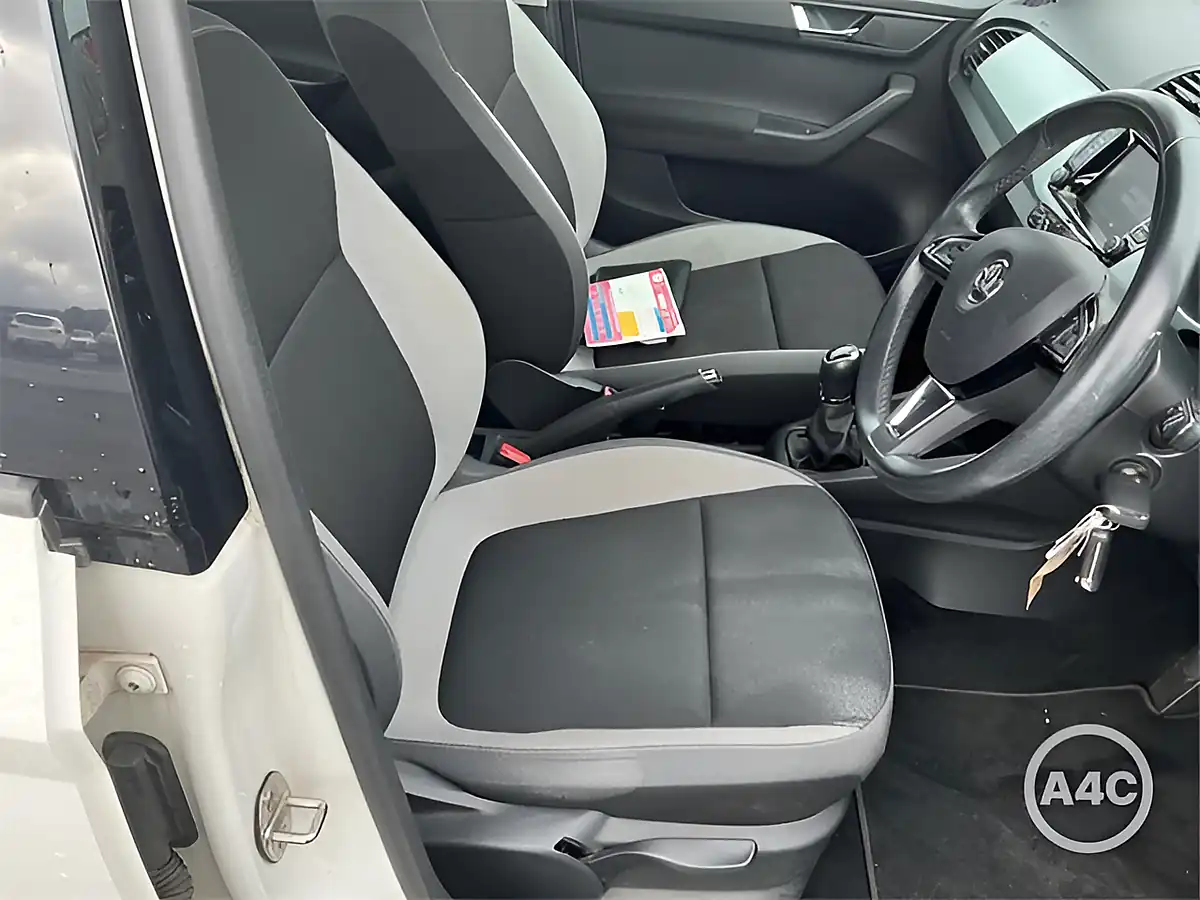 Used 2016 Skoda Fabia Se White - Interior and Exterior details 5