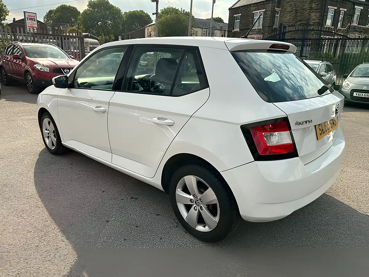 Used 2016 Skoda Fabia Se White - Interior and Exterior details 8
