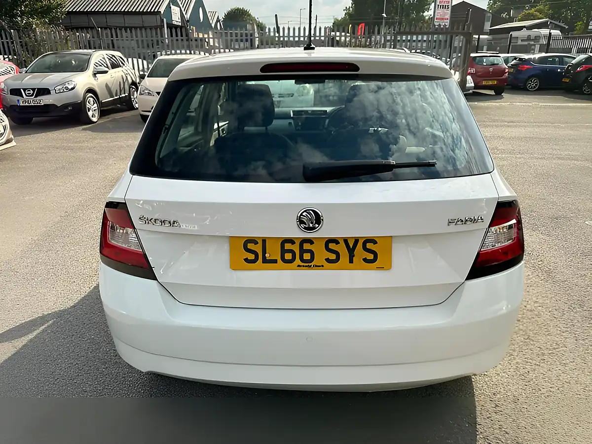 Used 2016 Skoda Fabia Se White - Interior and Exterior details 9