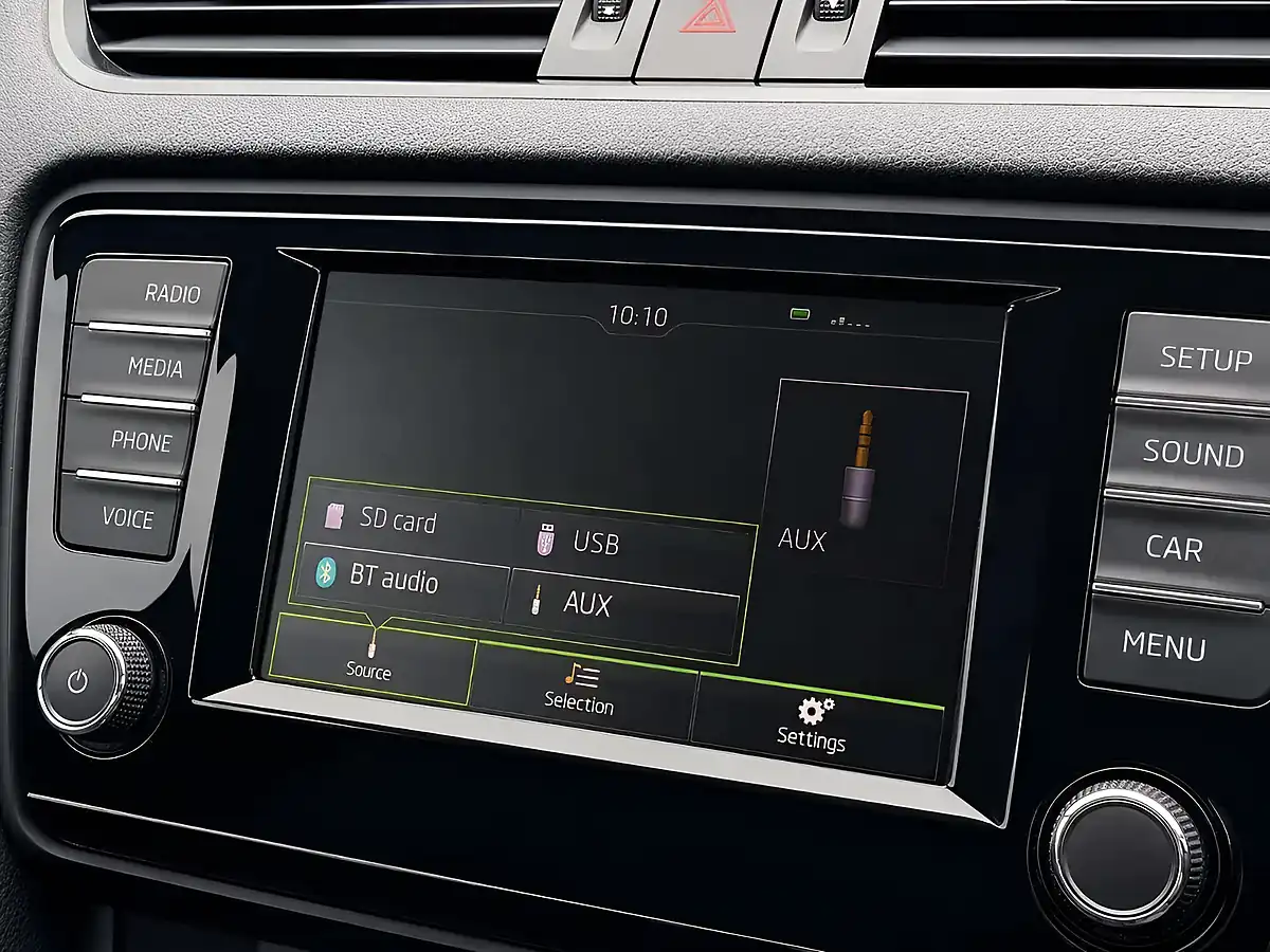 Used 2016 Skoda Octavia S Black - Interior and Exterior details 17