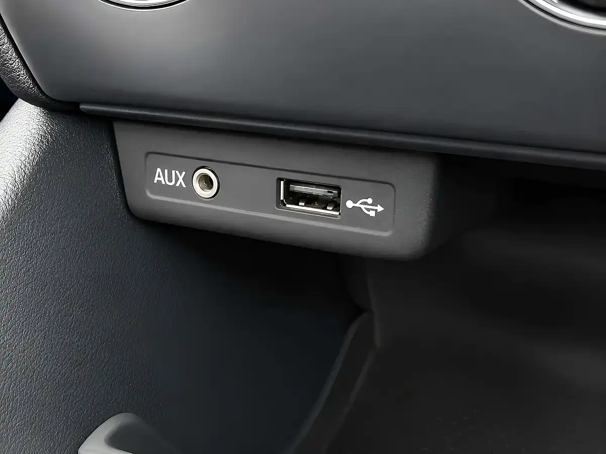 Used 2016 Skoda Octavia S Black - Interior and Exterior details 18