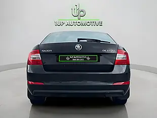 Used 2016 Skoda Octavia S Black - Interior and Exterior details 3