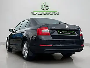 Used 2016 Skoda Octavia S Black - Interior and Exterior details 5