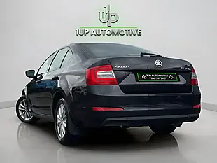 Used 2016 Skoda Octavia S Black - Interior and Exterior details 8