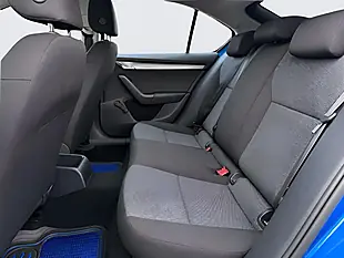 Used 2016 Skoda Octavia S Blue - Interior and Exterior details 14