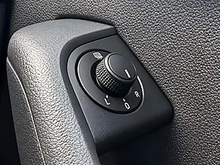 Used 2016 Skoda Octavia S Blue - Interior and Exterior details 19