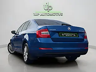 Used 2016 Skoda Octavia S Blue - Interior and Exterior details 8