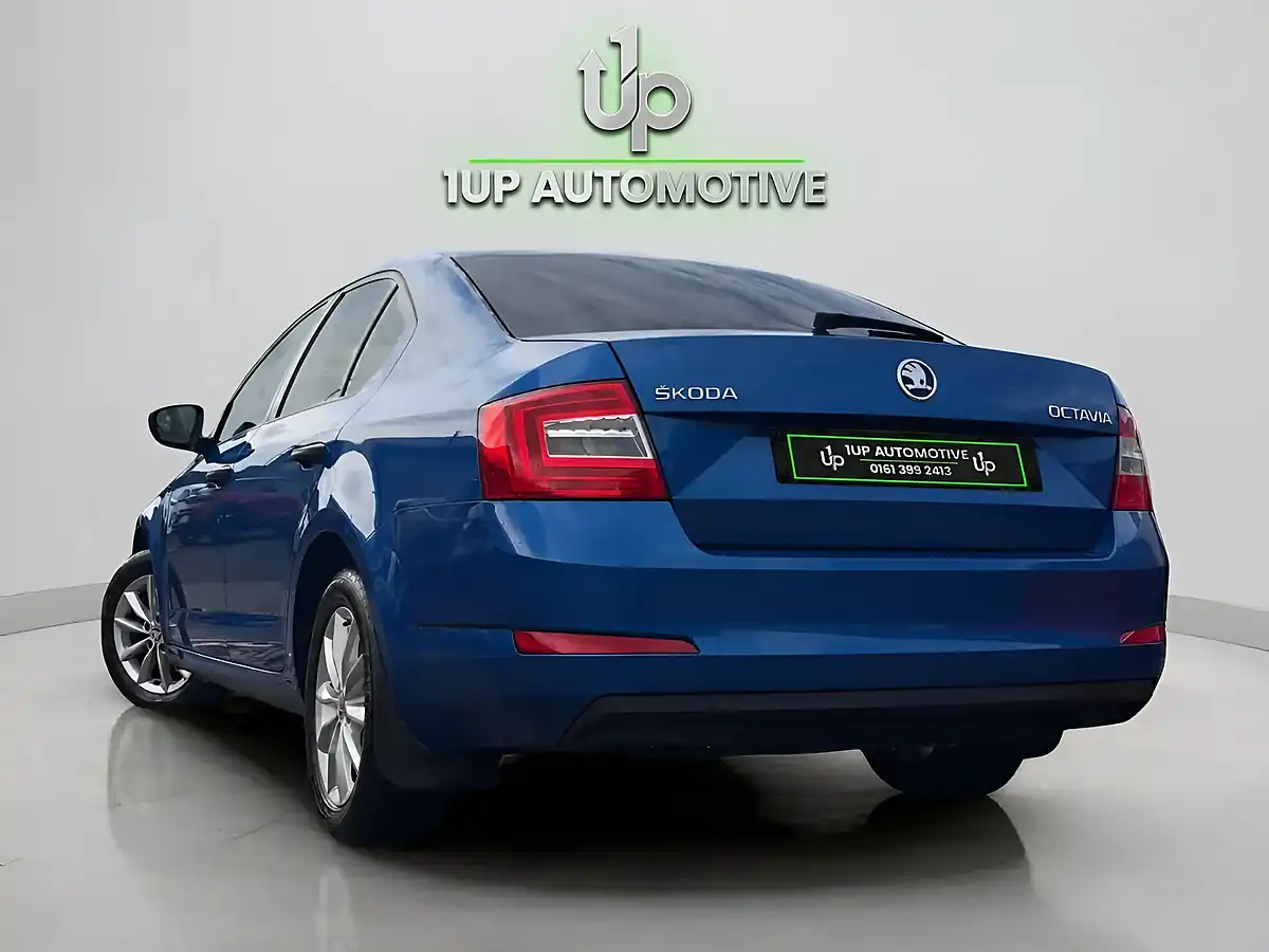 Used 2016 Skoda Octavia S Blue - Interior and Exterior details 8