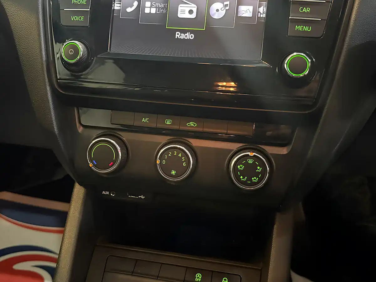 Used 2016 Skoda Octavia S Silver - Interior and Exterior details 18