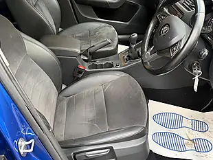 Used 2016 Skoda Octavia Scout Blue - Interior and Exterior details 7