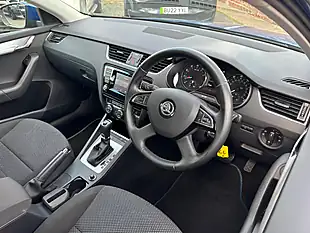 Used 2016 Skoda Octavia Se Blue - Interior and Exterior details 14
